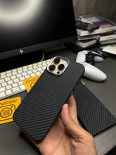 Luxo full black series